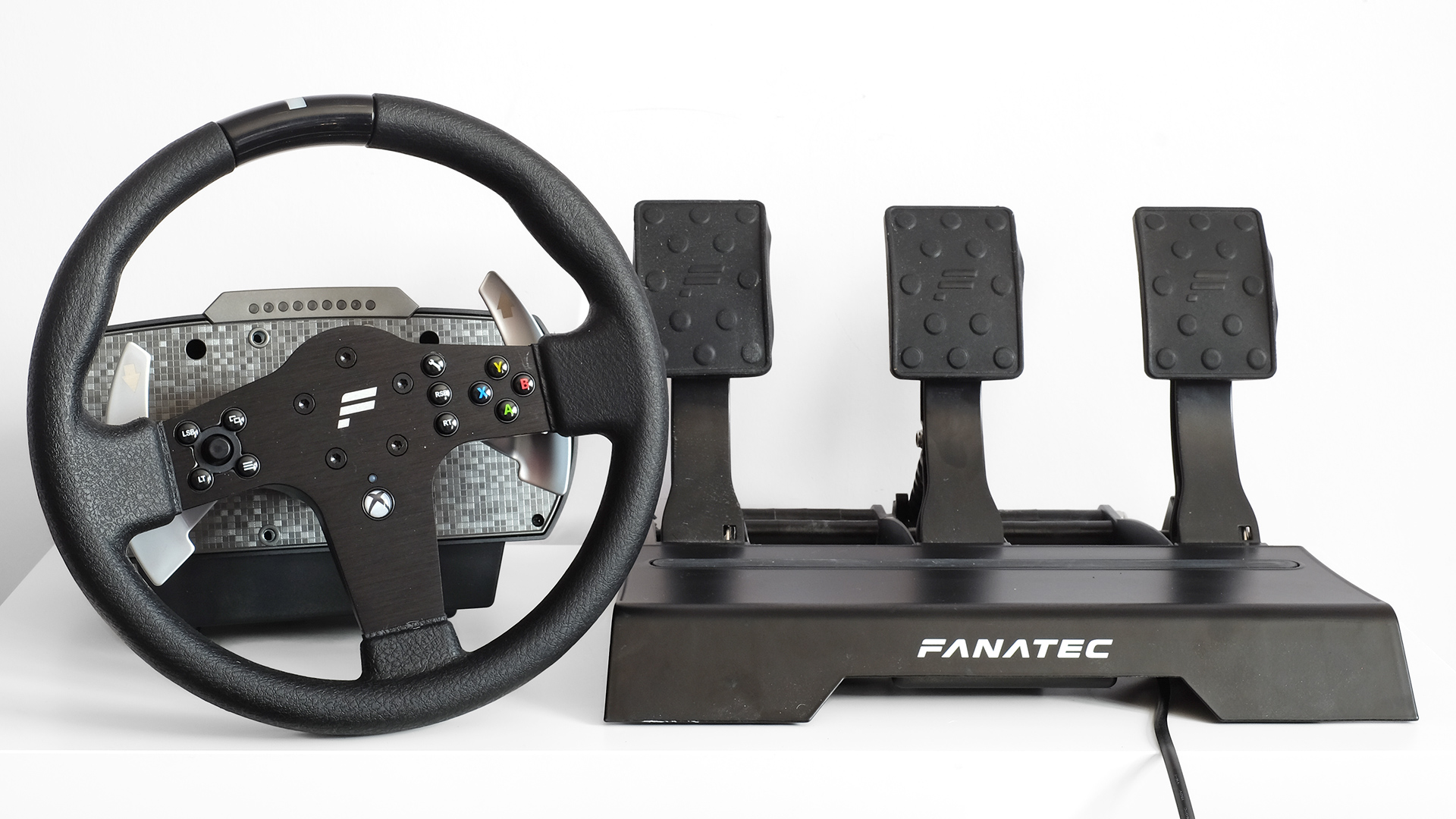 Forgænger Blind Havn Best racing wheel: Logitech vs Thrustmaster vs Fanatec vs Hori | PC Help  Forum